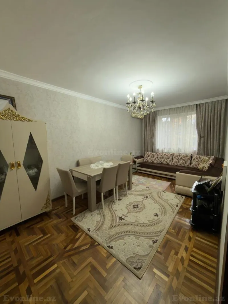 Satılır 3 otaqlı Mənzil Köhnə tikili 85 m² Əhmədli m.