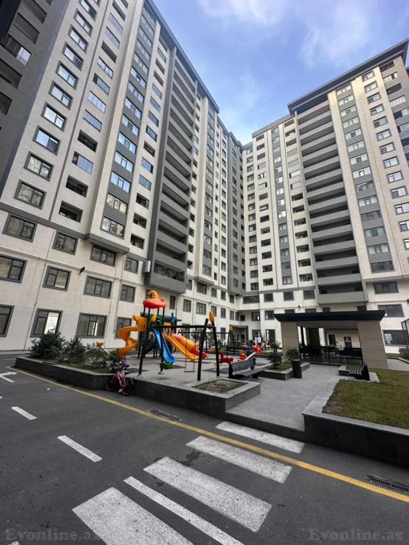 Satılır 2 otaqlı Mənzil Yeni tikili 68 m² 8 Noyabr m.