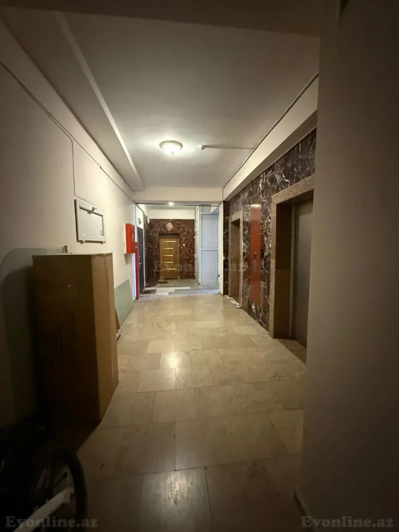 Satılır 4 otaqlı Mənzil Yeni tikili 145 m² Nəsimi r. - şəkil 17