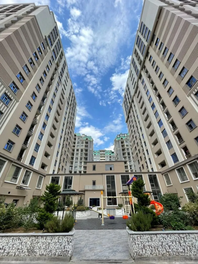 Satılır 2 otaqlı Mənzil Yeni tikili 83 m² Nəsimi r. - şəkil 2