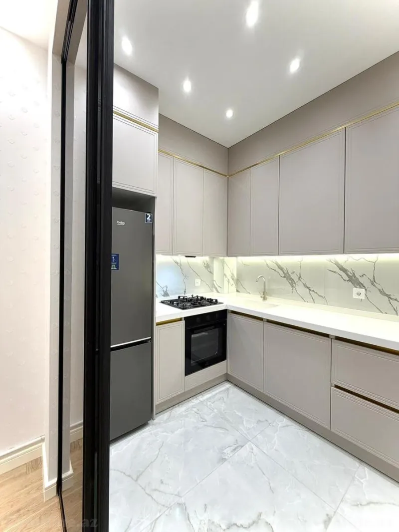 Satılır 2 otaqlı Mənzil Yeni tikili 83 m² Nəsimi r. - şəkil 6