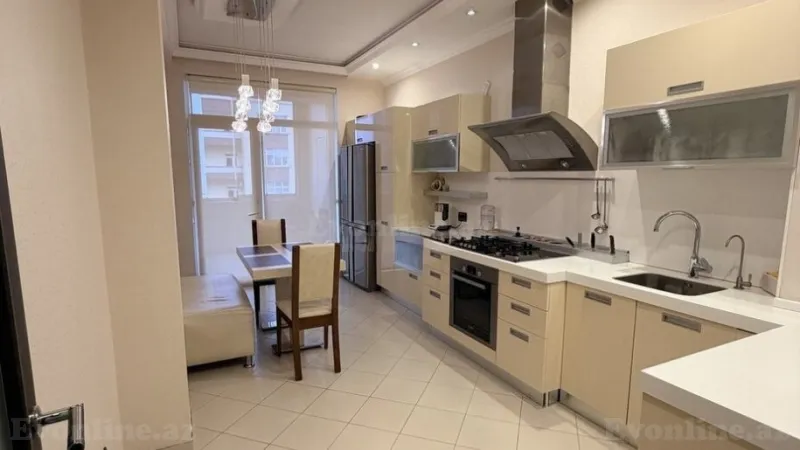 Satılır 4 otaqlı Mənzil Yeni tikili 147 m² Yasamal - şəkil 9