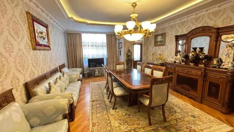 Satılır 3 otaqlı Mənzil Yeni tikili 150 m² 8 Noyabr m. - şəkil 3