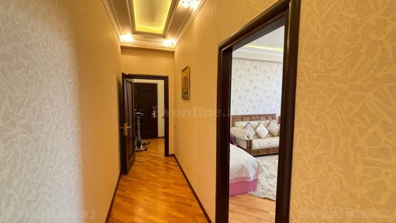 Satılır 3 otaqlı Mənzil Yeni tikili 150 m² 8 Noyabr m. - şəkil 11