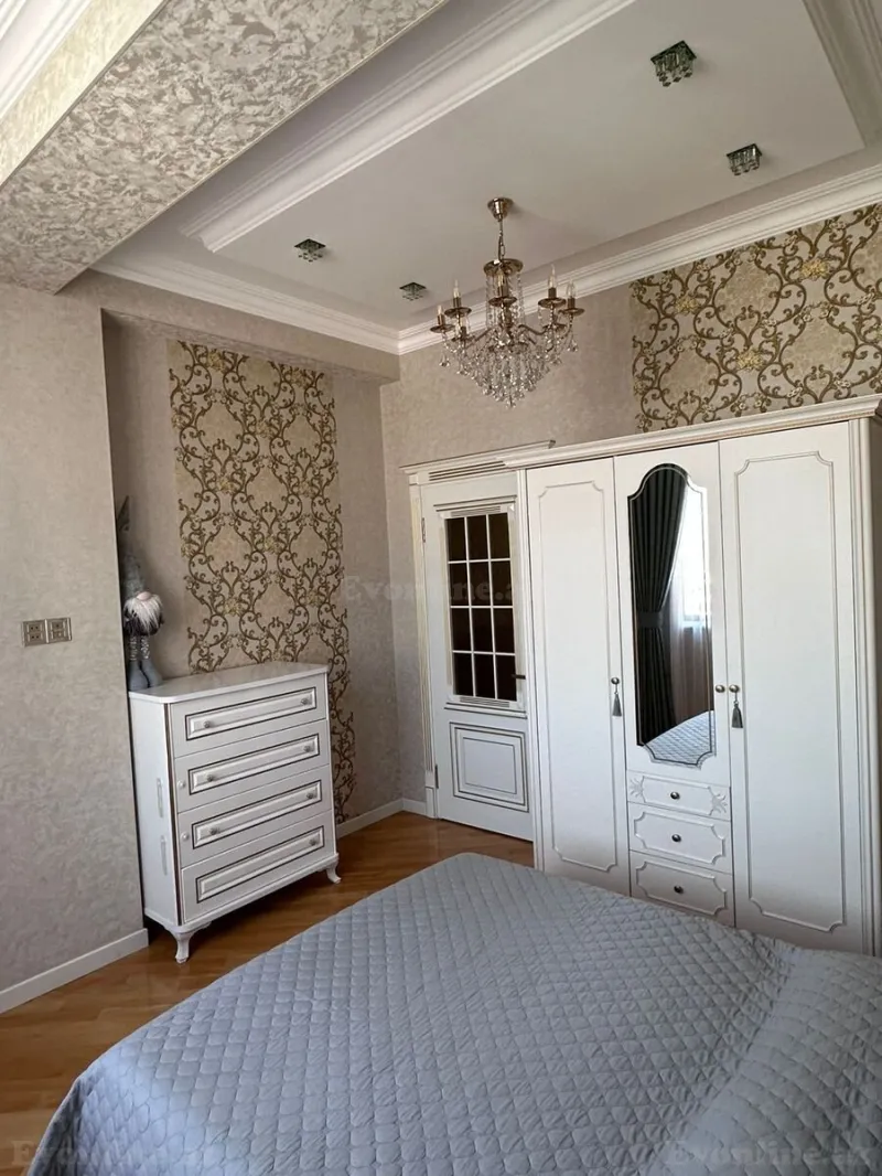 Satılır 3 otaqlı Mənzil Yeni tikili 140 m² 1-ci mikrorayon - şəkil 7