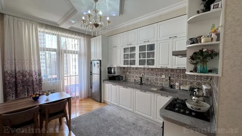 Satılır 3 otaqlı Mənzil Yeni tikili 140 m² 1-ci mikrorayon - şəkil 8