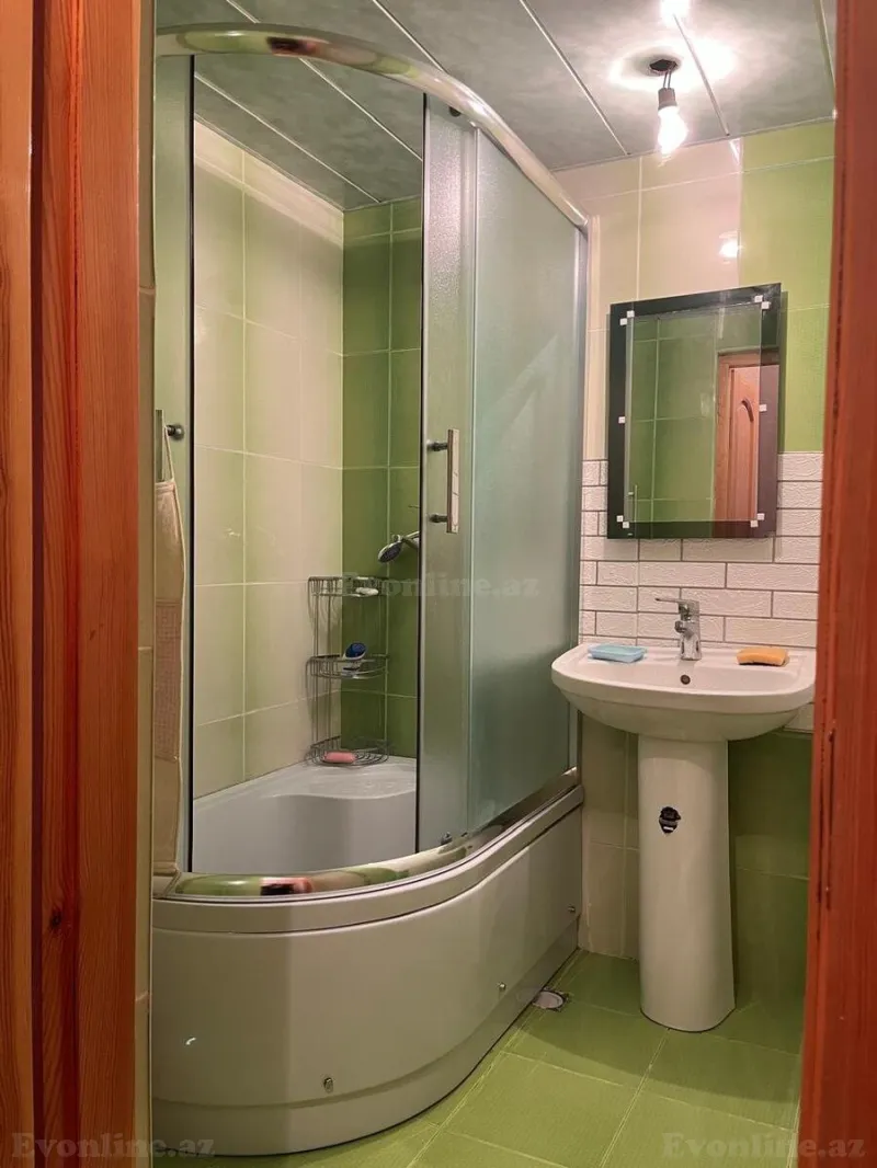 Kirayə verilir 3 otaqlı Mənzil Köhnə tikili 80 m² Qara Qarayev m. - şəkil 10