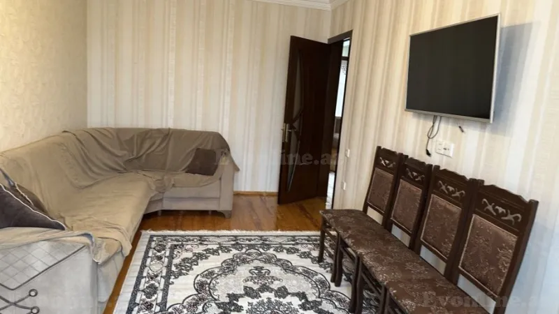 Kirayə verilir 3 otaqlı Mənzil Köhnə tikili 65 m² Əhmədli