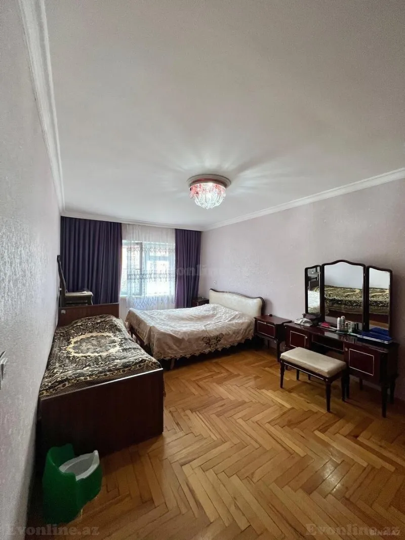 Kirayə verilir 3 otaqlı Mənzil Köhnə tikili 65 m² Neftçilər m. - şəkil 4