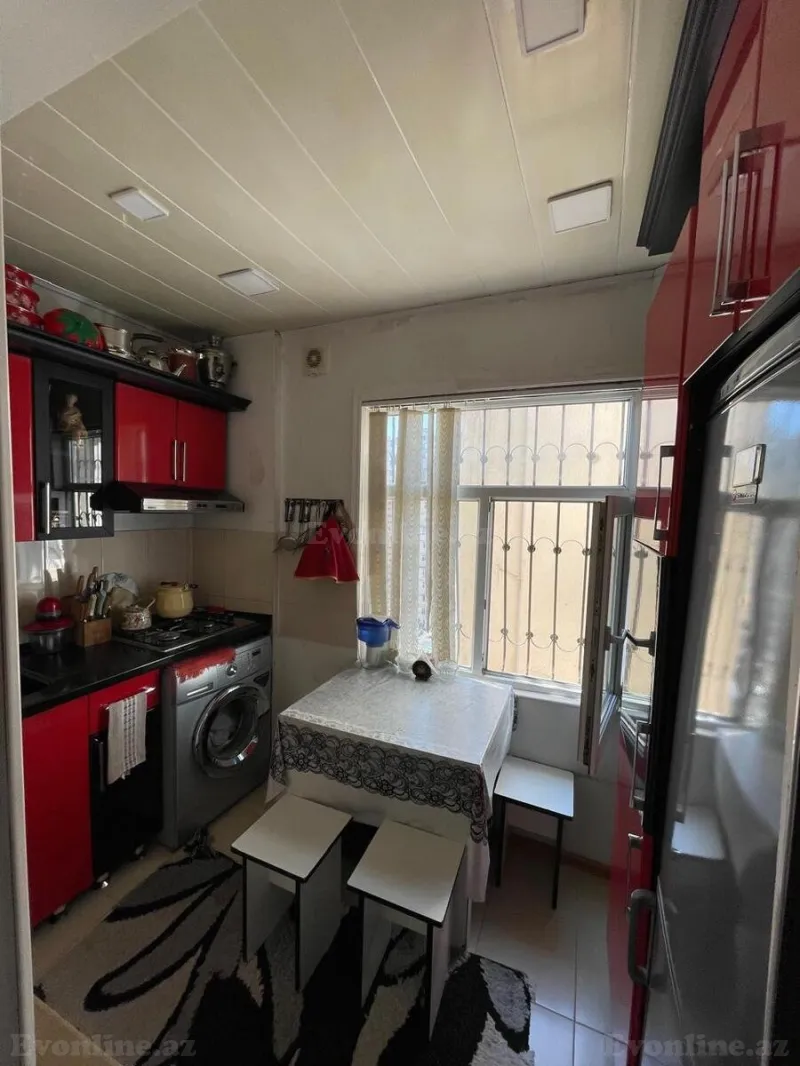 Satılır 2 otaqlı Mənzil Köhnə tikili 50 m² Yeni Yasamal - şəkil 14