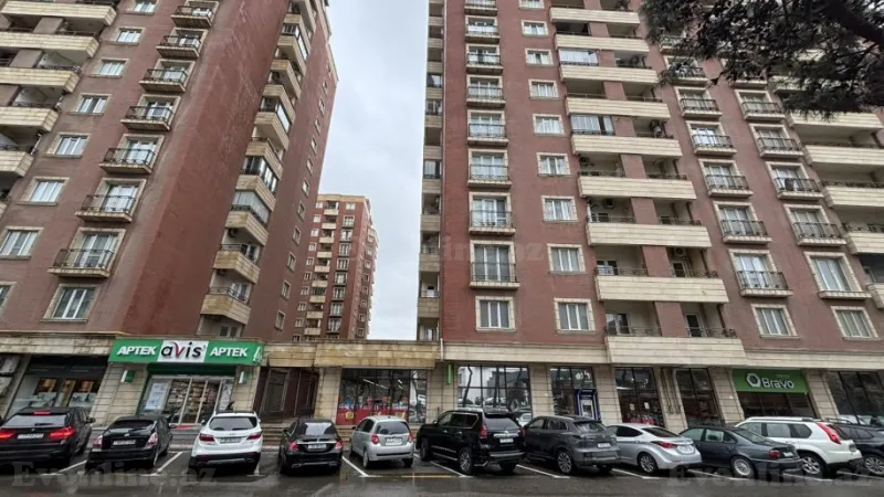 Kirayə verilir 3 otaqlı Mənzil Yeni tikili 127 m² Kubinka