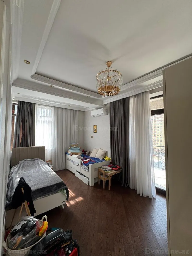 Satılır 4 otaqlı Mənzil Yeni tikili 160 m² Nərimanov r. - şəkil 10