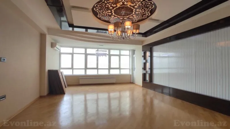 Satılır 3 otaqlı Mənzil Yeni tikili 135 m² Qara Qarayev m. - şəkil 5