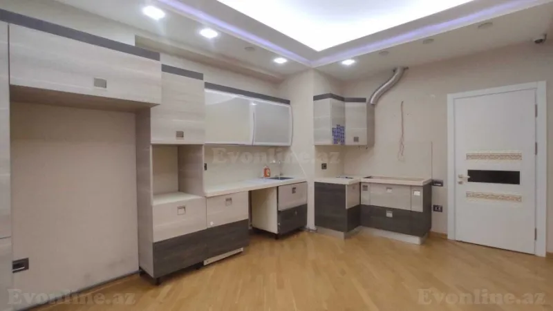 Satılır 3 otaqlı Mənzil Yeni tikili 135 m² Qara Qarayev m. - şəkil 7