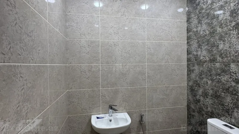 Kirayə verilir 2 otaqlı Mənzil Yeni tikili 85 m² Bayıl - şəkil 9