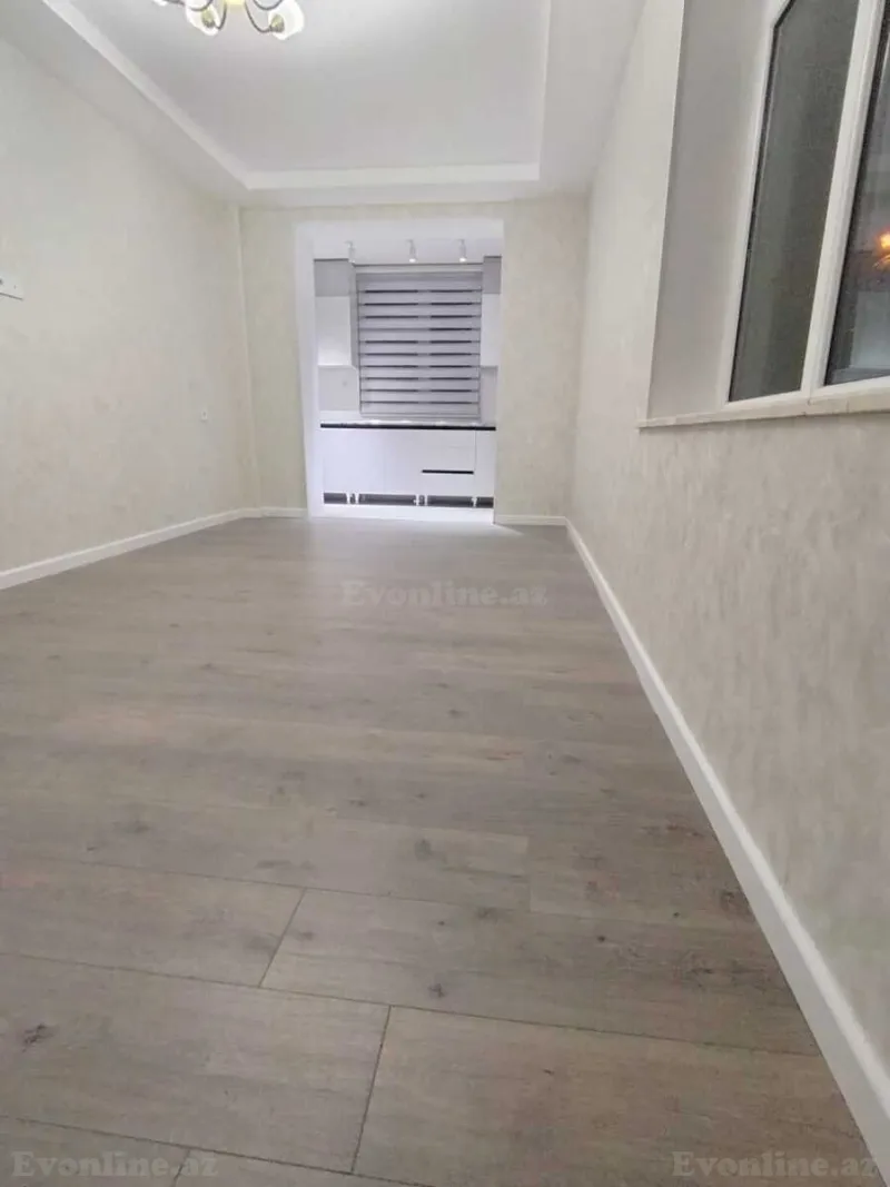 Satılır 1 otaqlı Mənzil Köhnə tikili 35 m² 8-ci mikrorayon