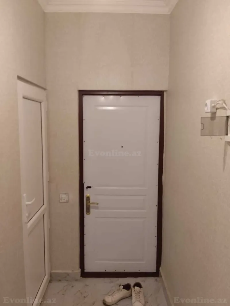 Satılır 2 otaqlı Mənzil Köhnə tikili 50 m² 5-ci mikrorayon - şəkil 2