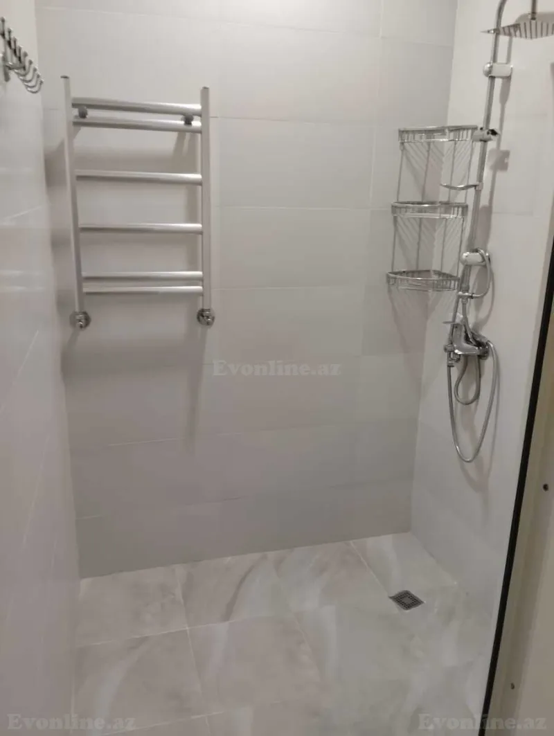 Satılır 2 otaqlı Mənzil Köhnə tikili 50 m² 5-ci mikrorayon - şəkil 3