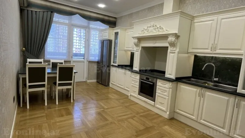 Satılır 3 otaqlı Mənzil Yeni tikili 150 m² Nəsimi r. - şəkil 6