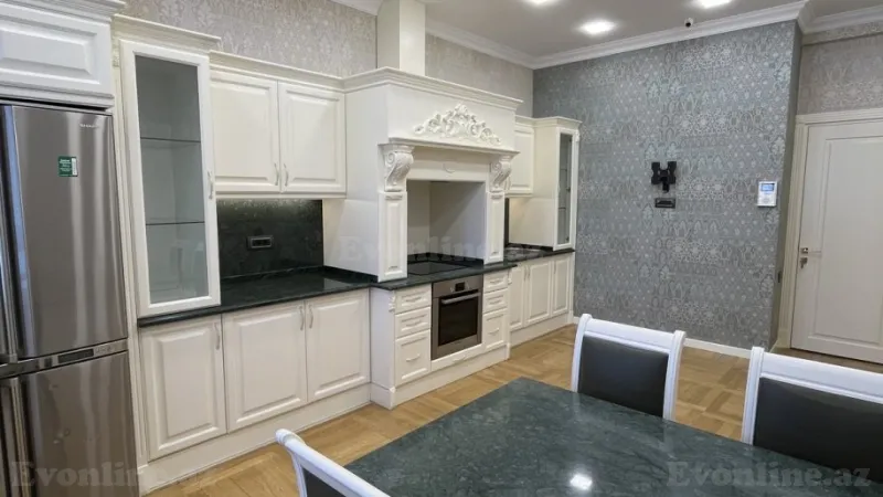 Satılır 3 otaqlı Mənzil Yeni tikili 150 m² Nəsimi r. - şəkil 7