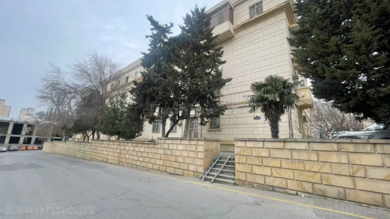 Kirayə verilir 5 otaqlı Mənzil Köhnə tikili 200 m² Yasamal - şəkil 8