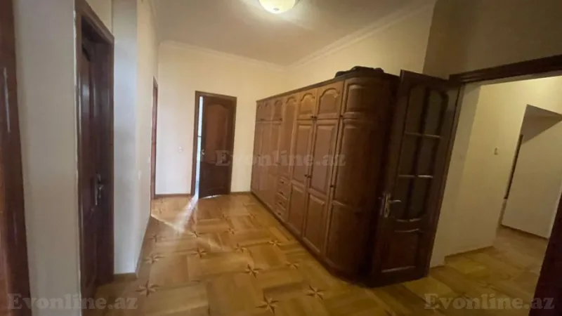 Kirayə verilir 5 otaqlı Mənzil Köhnə tikili 200 m² Yasamal - şəkil 18