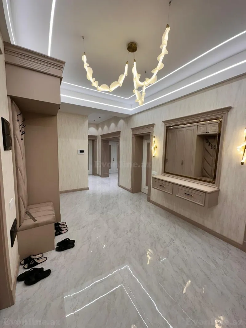 Satılır 4 otaqlı Mənzil Yeni tikili 195 m² 28 May m. - şəkil 11