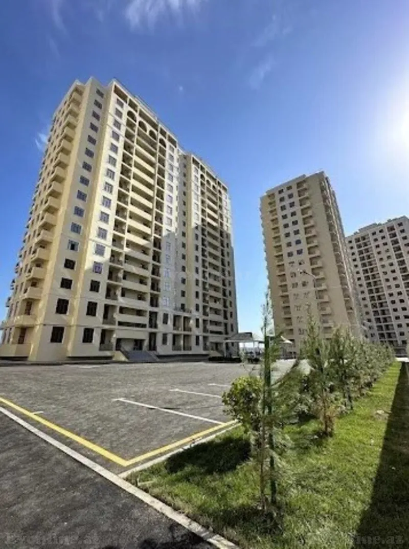 Kirayə verilir 3 otaqlı Mənzil Yeni tikili 120 m² Səbail r.