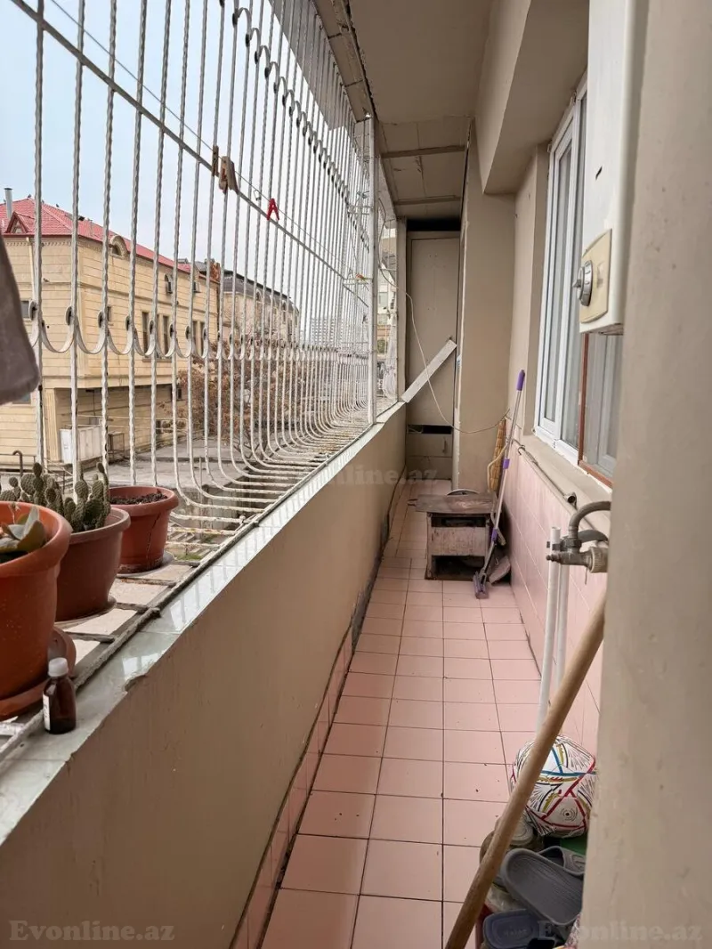 Satılır 4 otaqlı Mənzil Köhnə tikili 130 m² Yasamal - şəkil 17