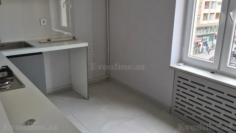 Satılır 3 otaqlı Mənzil Köhnə tikili 90 m² Xətai m. - şəkil 3