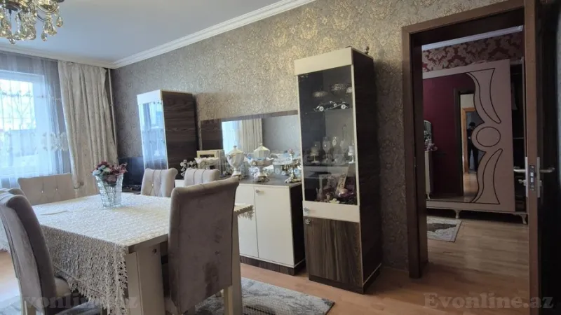 Satılır 4 otaqlı Mənzil Köhnə tikili 100 m² Yasamal - şəkil 2