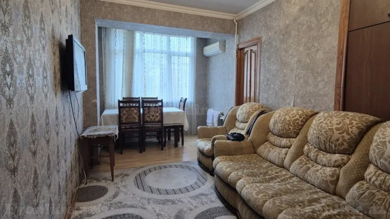 Satılır 4 otaqlı Mənzil Köhnə tikili 100 m² Yasamal - şəkil 12