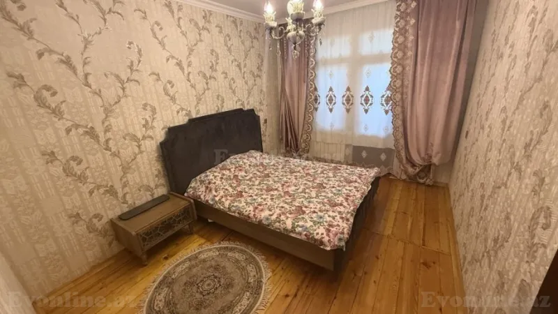 Satılır 4 otaqlı Mənzil Köhnə tikili 90 m² Suraxanı r. - şəkil 3