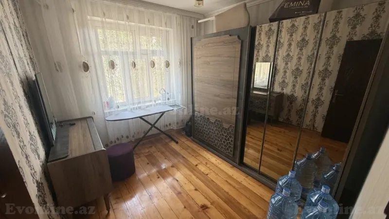 Satılır 4 otaqlı Mənzil Köhnə tikili 90 m² Suraxanı r. - şəkil 7