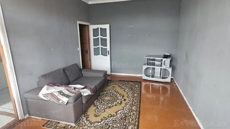 Kirayə verilir 2 otaqlı Mənzil Köhnə tikili 46 m² 3-cü mikrorayon - şəkil 2