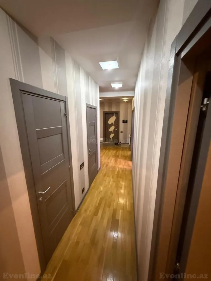 Kirayə verilir 3 otaqlı Mənzil Yeni tikili 150 m² Gənclik m. - şəkil 11