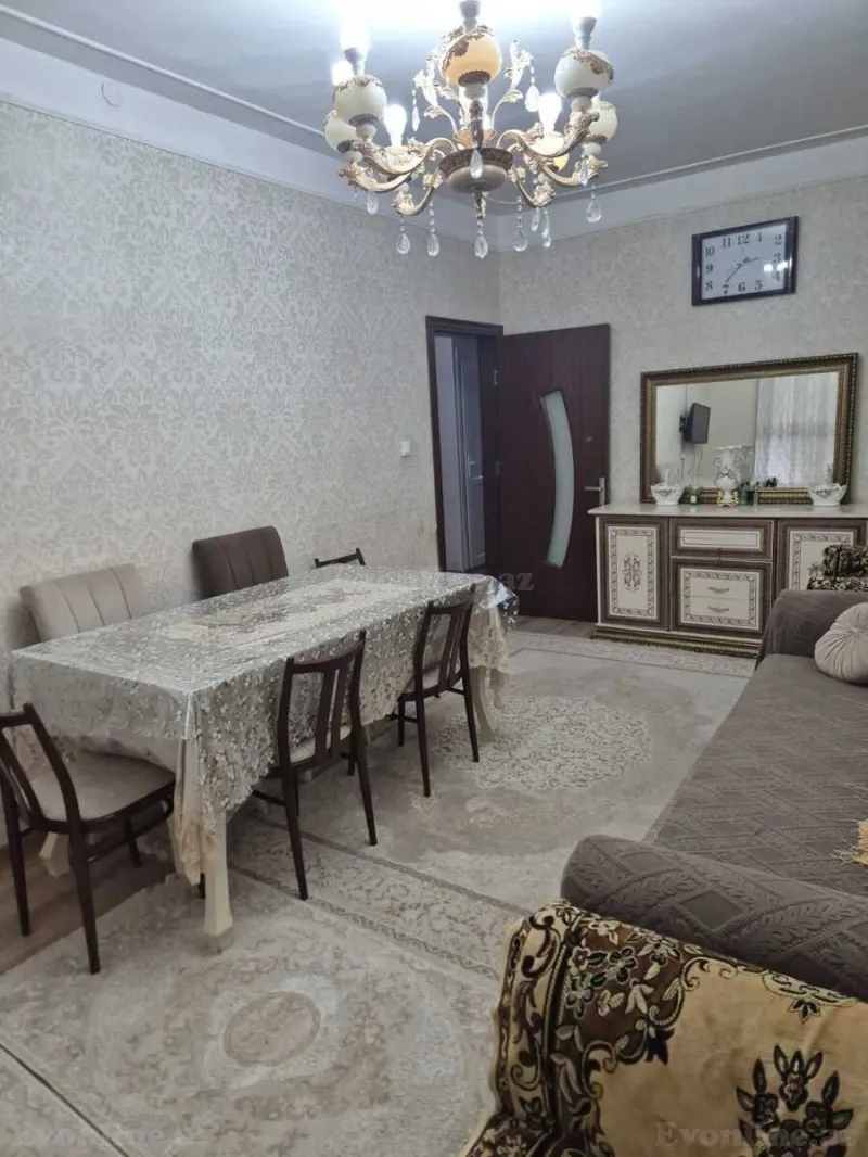 Satılır 3 otaqlı Mənzil Köhnə tikili 90 m² Əhmədli