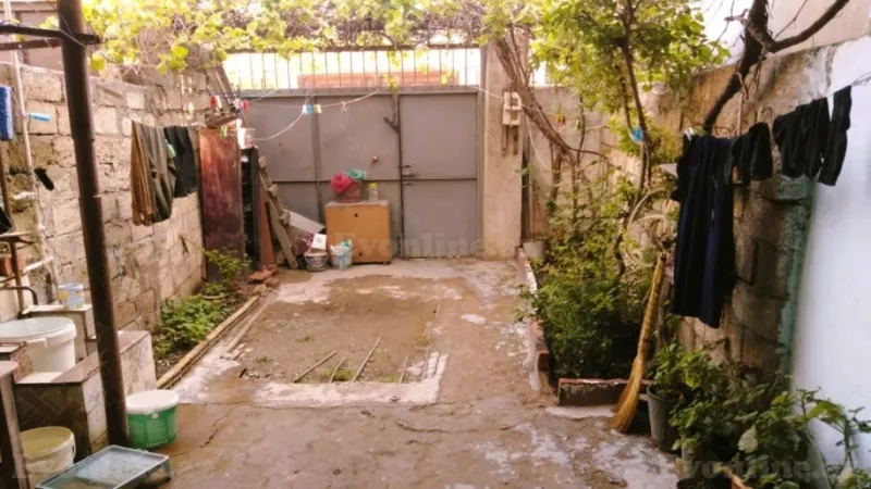 Satılır 3 otaqlı Mənzil Köhnə tikili 140 m² Sabunçu r. - şəkil 3