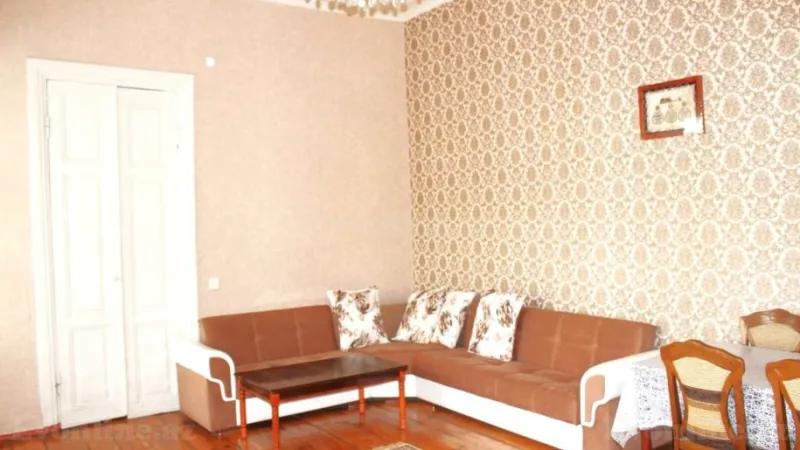 Kirayə verilir 3 otaqlı Mənzil Köhnə tikili 100 m² İçərişəhər m. - şəkil 3