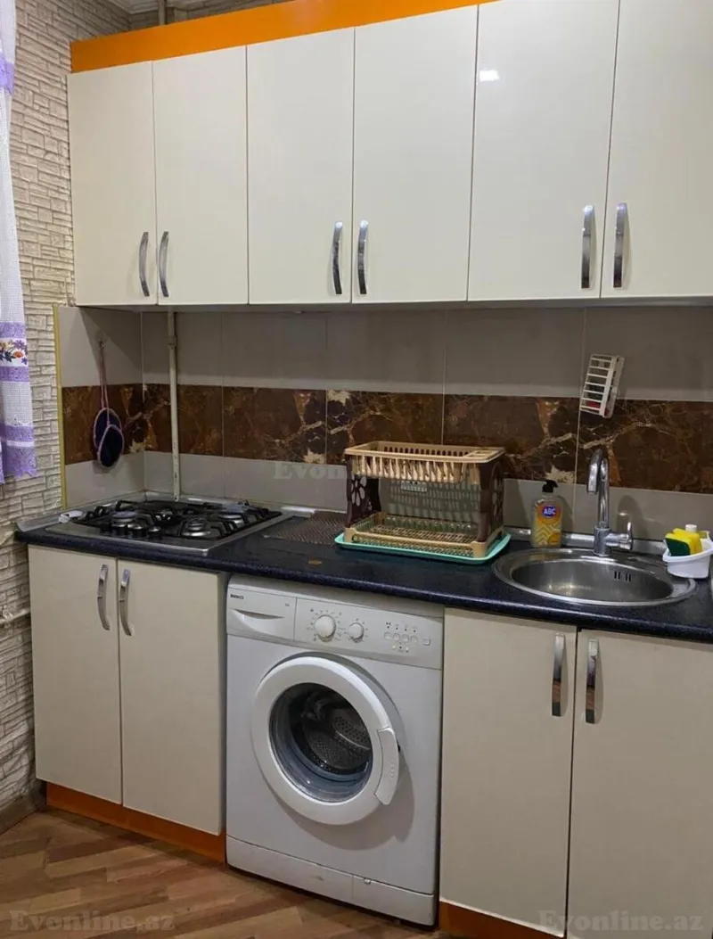 Kirayə verilir 2 otaqlı Mənzil Köhnə tikili 60 m² 6-cı mikrorayon - şəkil 3