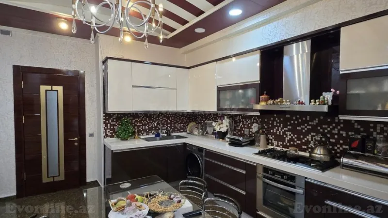 Satılır 3 otaqlı Mənzil Yeni tikili 160 m² Nəsimi r. - şəkil 5