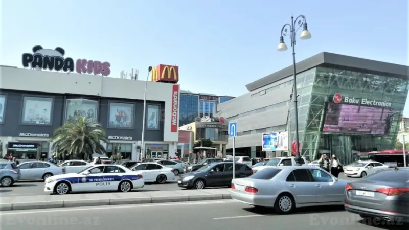 Satılır 3 otaqlı Mənzil Köhnə tikili 74 m² Nəriman Nərimanov m. - şəkil 2