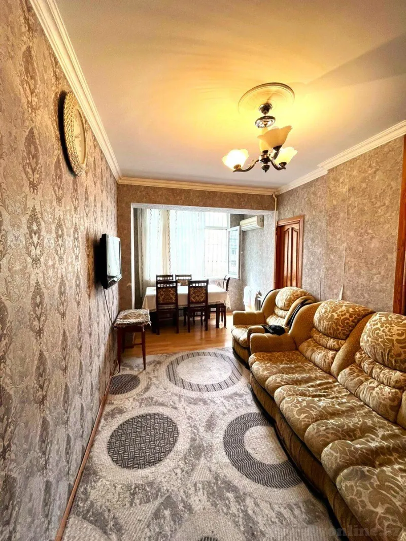 Satılır 4 otaqlı Mənzil Köhnə tikili 110 m² Yasamal r. - şəkil 12