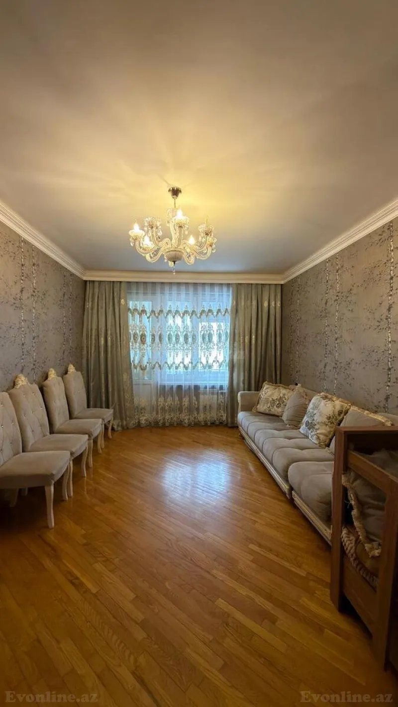 Satılır 4 otaqlı Mənzil Köhnə tikili 85 m² Əhmədli