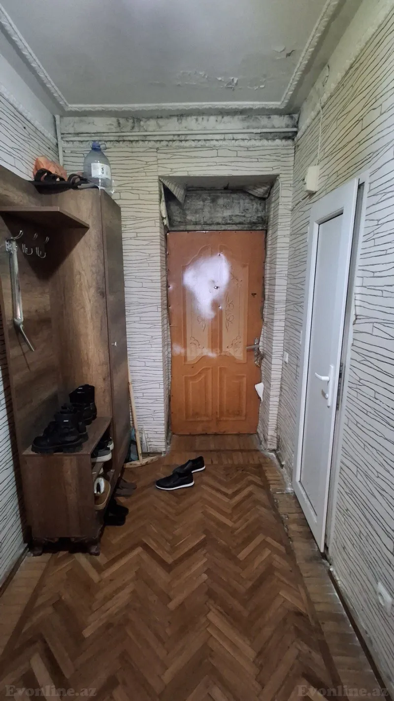 Satılır 2 otaqlı Mənzil Köhnə tikili 65 m² Gənclik m. - şəkil 14