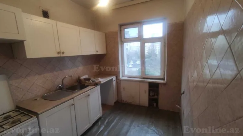 Satılır 3 otaqlı Mənzil Köhnə tikili 80 m² Yasamal - şəkil 4