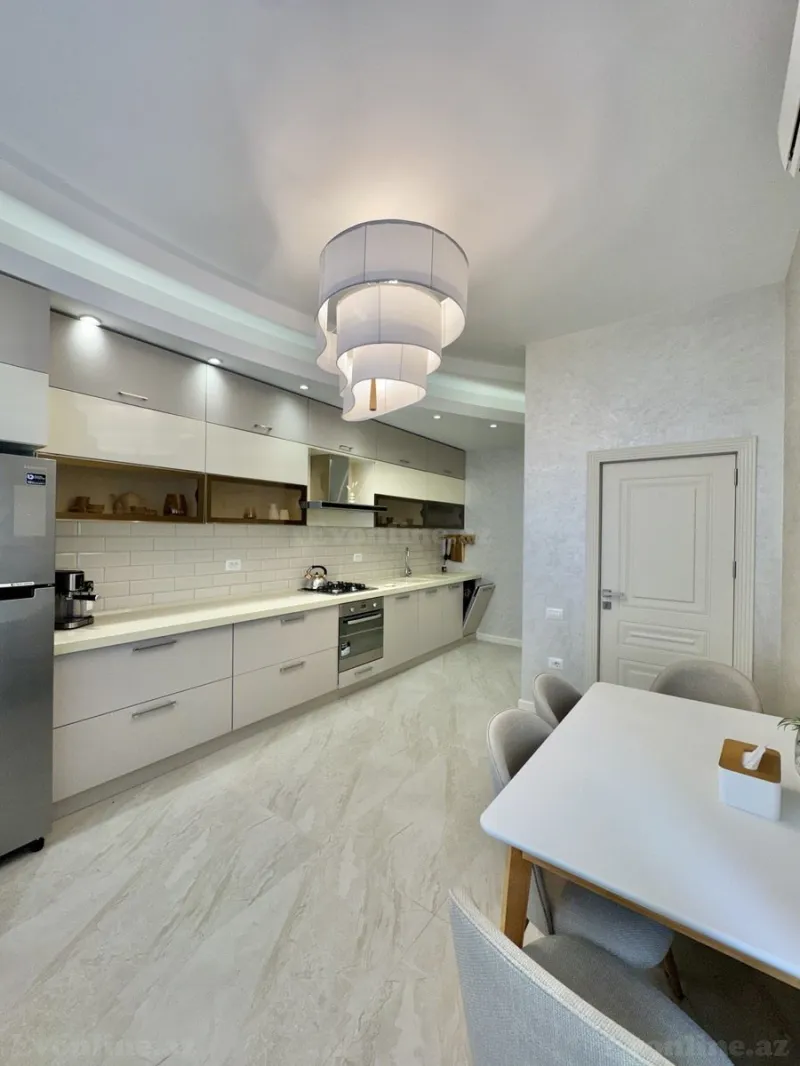 Satılır 2 otaqlı Mənzil Yeni tikili 100 m² Nizami m. - şəkil 5