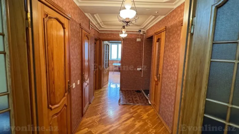 Satılır 3 otaqlı Mənzil Köhnə tikili 100 m² Gənclik m. - şəkil 8