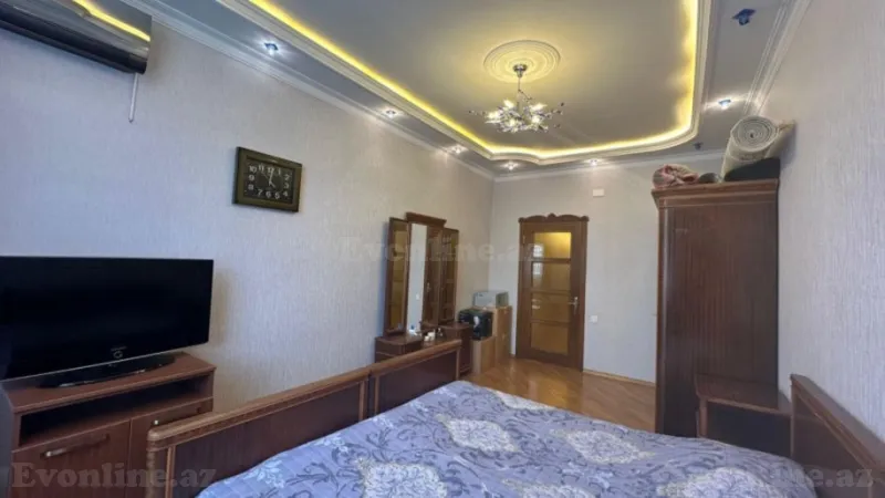 Satılır 3 otaqlı Mənzil Yeni tikili 145 m² İnşaatçılar m. - şəkil 5