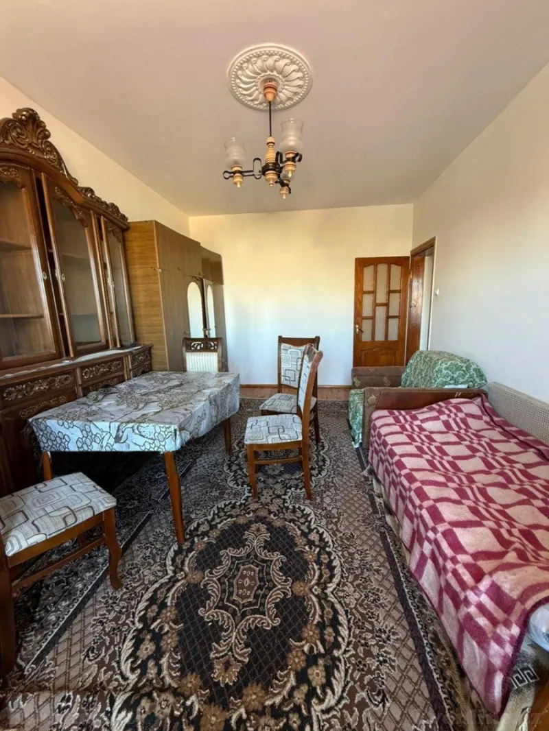 Satılır 2 otaqlı Mənzil Köhnə tikili 56 m² Əhmədli - şəkil 4